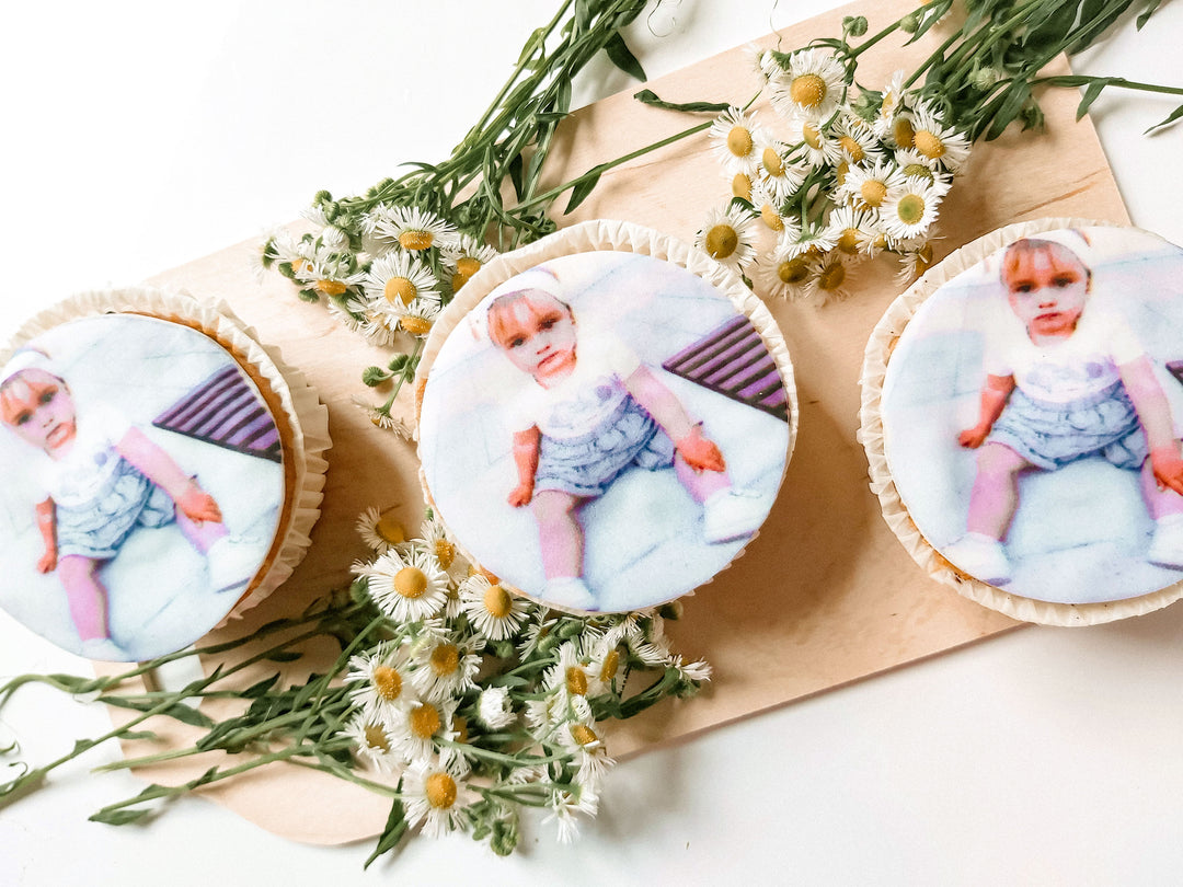 9 Cupcakes photo