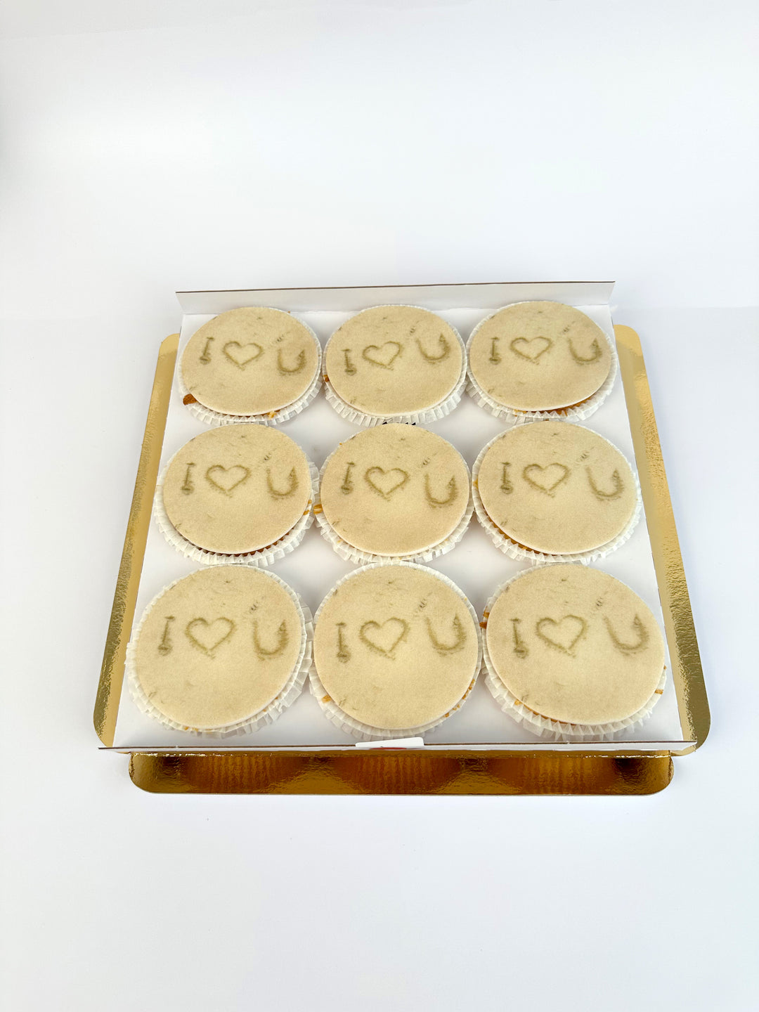 9 Cupcakes photo