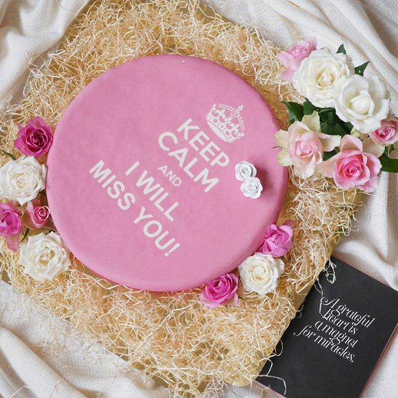 Gâteau rose "Keep calm and ..."