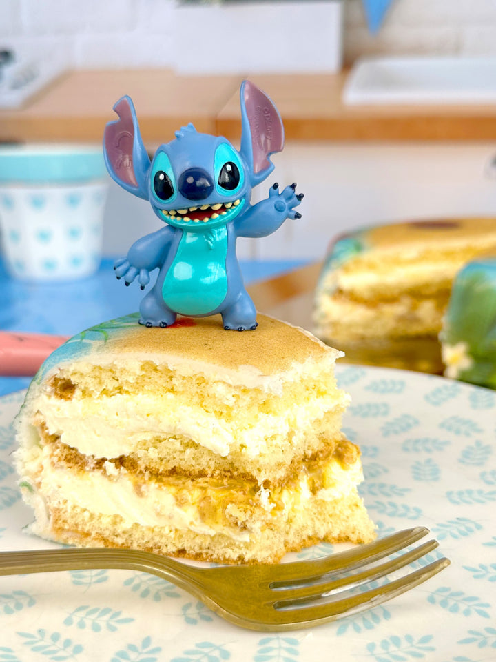Stitch® sur gâteau plage tropicale