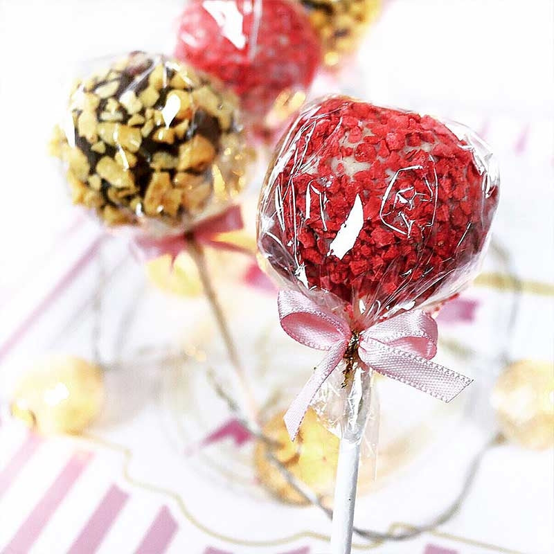 Cake-Pops recouverts de pépites - orange & fraise (12 pièces)