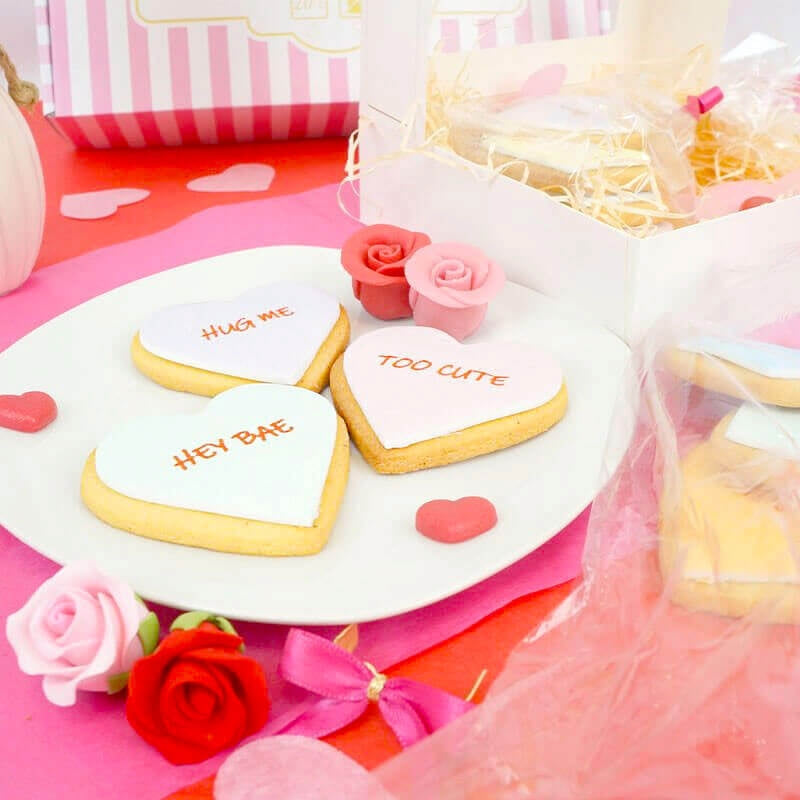 Biscuits coeurs à messages d'amour (12 pièces)