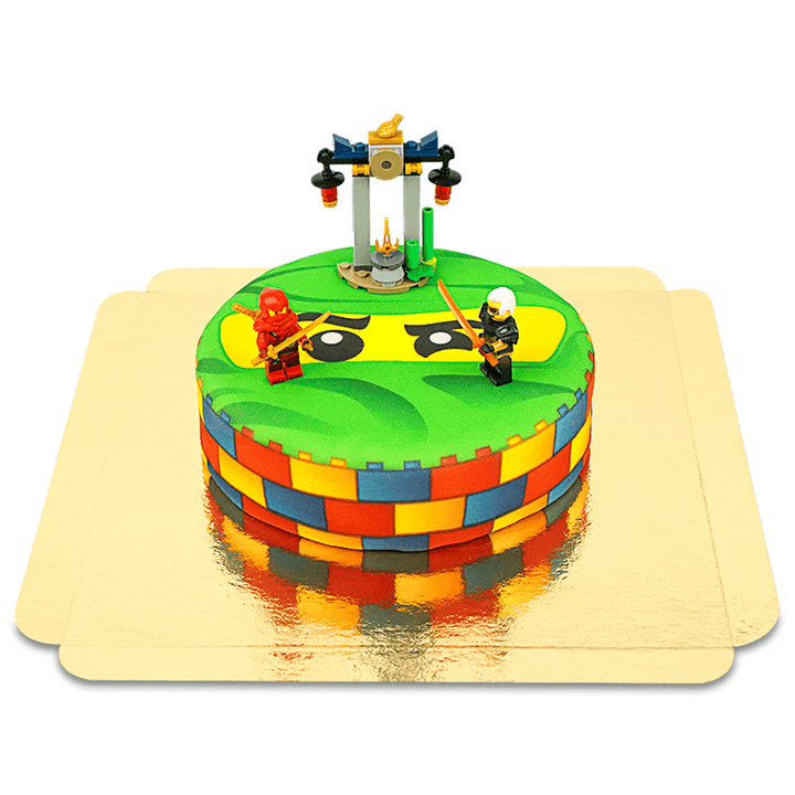 Lego® Ninjago® sur son gâteau ninja