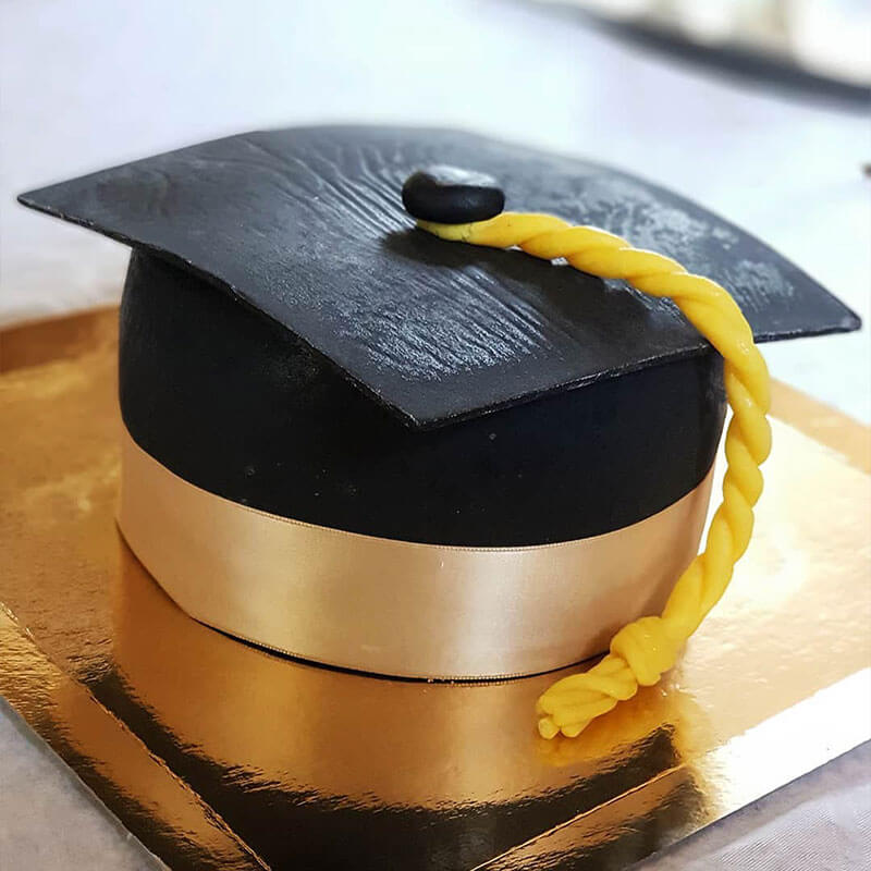 Gâteau Chapeau Remise de Diplôme Noir